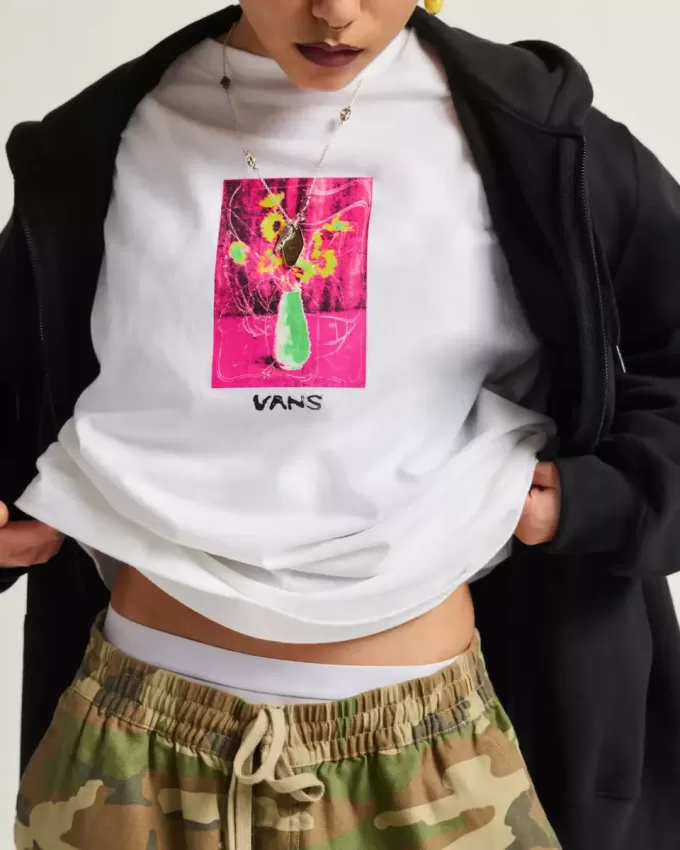 Blommig dekor T-shirt Blommig dekor T-shirt