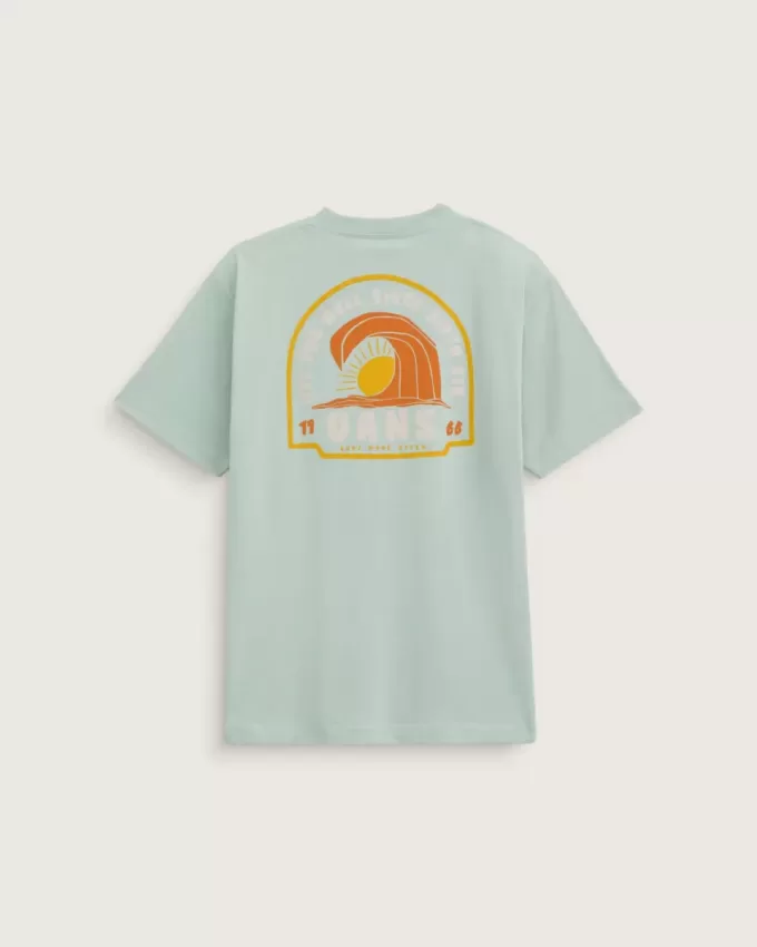 Catchin Waves T-shirt Catchin Waves T-shirt