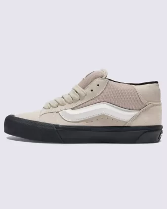 Knu Mid Shoe