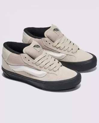 Knu Mid Shoe