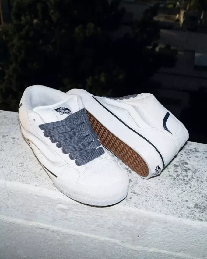 Knu Mid Shoe Knu Mid Shoe