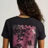 Negativ T-shirt med blommor Negativ T-shirt med blommor