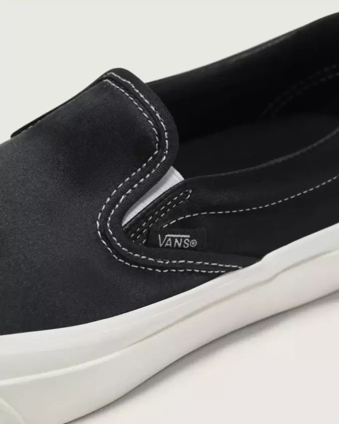 Premium Classic Slip-On Satin Sko Premium Classic Slip-On Satin Sko