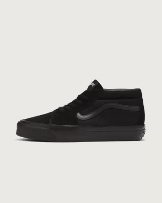 Premium Sk8-Mid Shoe