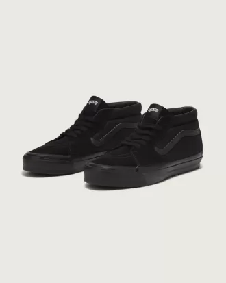 Premium Sk8-Mid Shoe