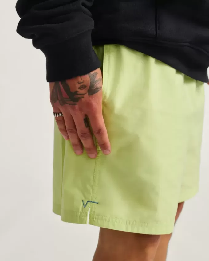 Primär Solid Elastic 17” Boardshorts Primär Solid Elastic 17” Boardshorts