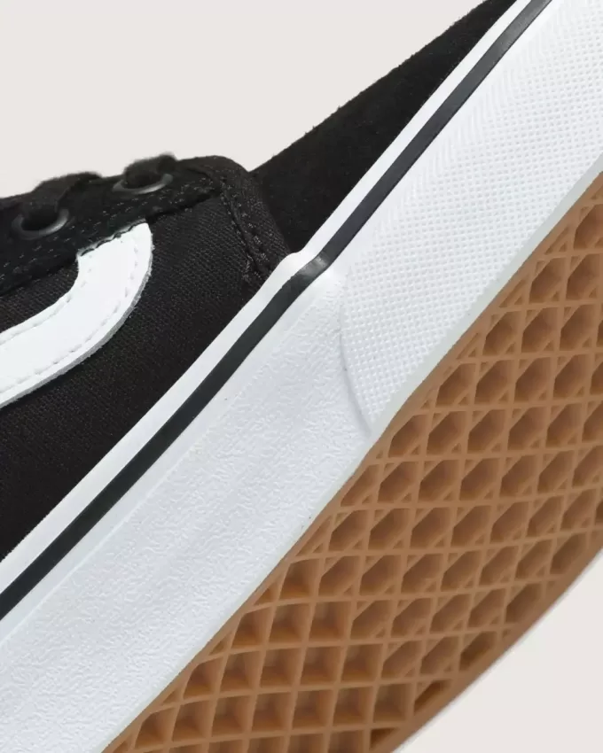 Skate Chukka Low Sidestripe Shoe Skate Chukka Low Sidestripe Shoe