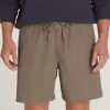 Sortiment avslappnade elastiska 18-tumsshorts Sortiment avslappnade elastiska 18-tumsshorts