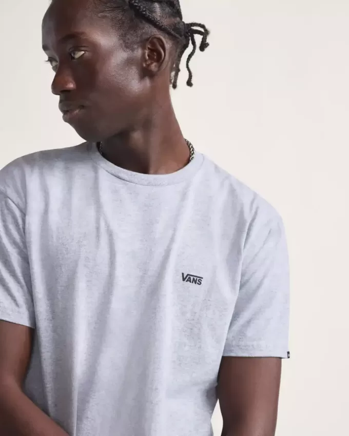 T-shirt med logotyp för vänster bröst