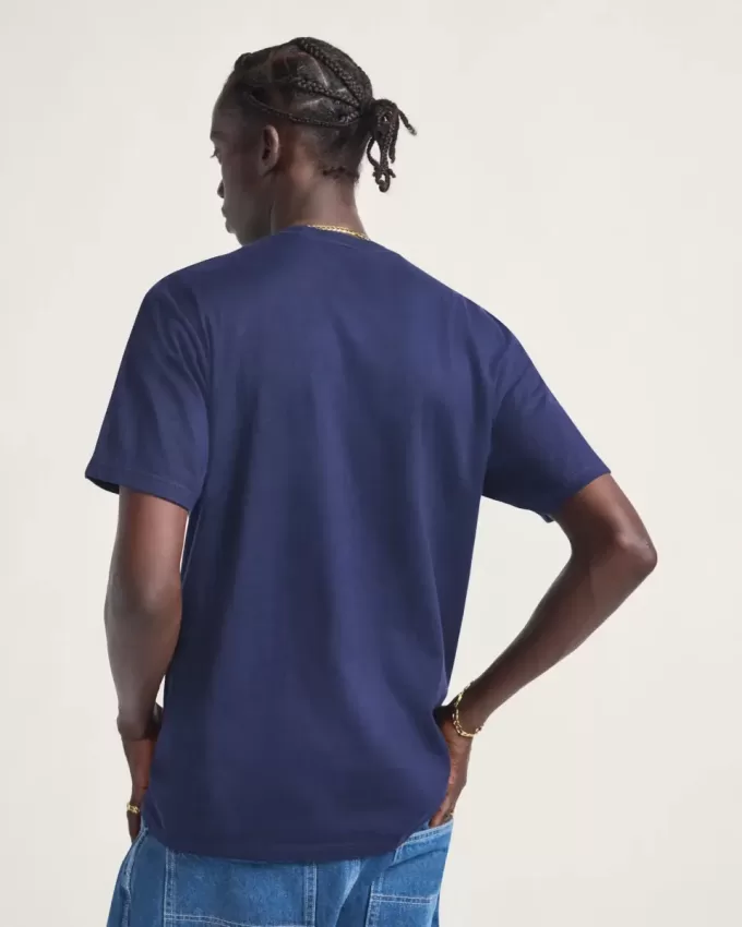 T-shirt med logotyp för vänster bröst