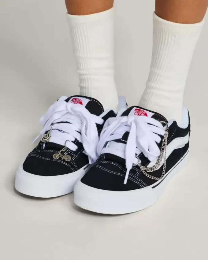 Vans Bold and Bloom Shoe Charm Set